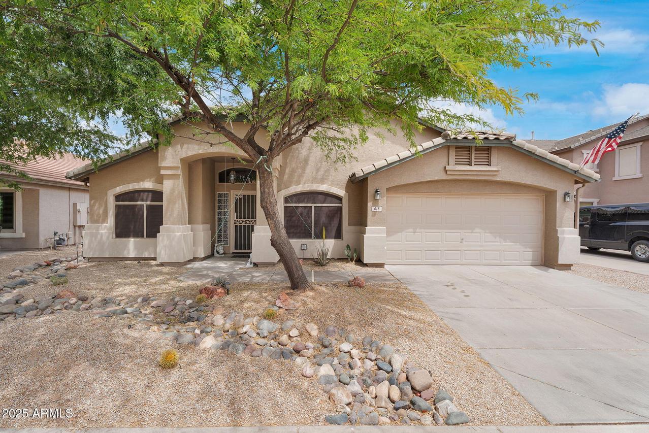 418 E Clairidge Dr., San Tan Valley, AZ 85143