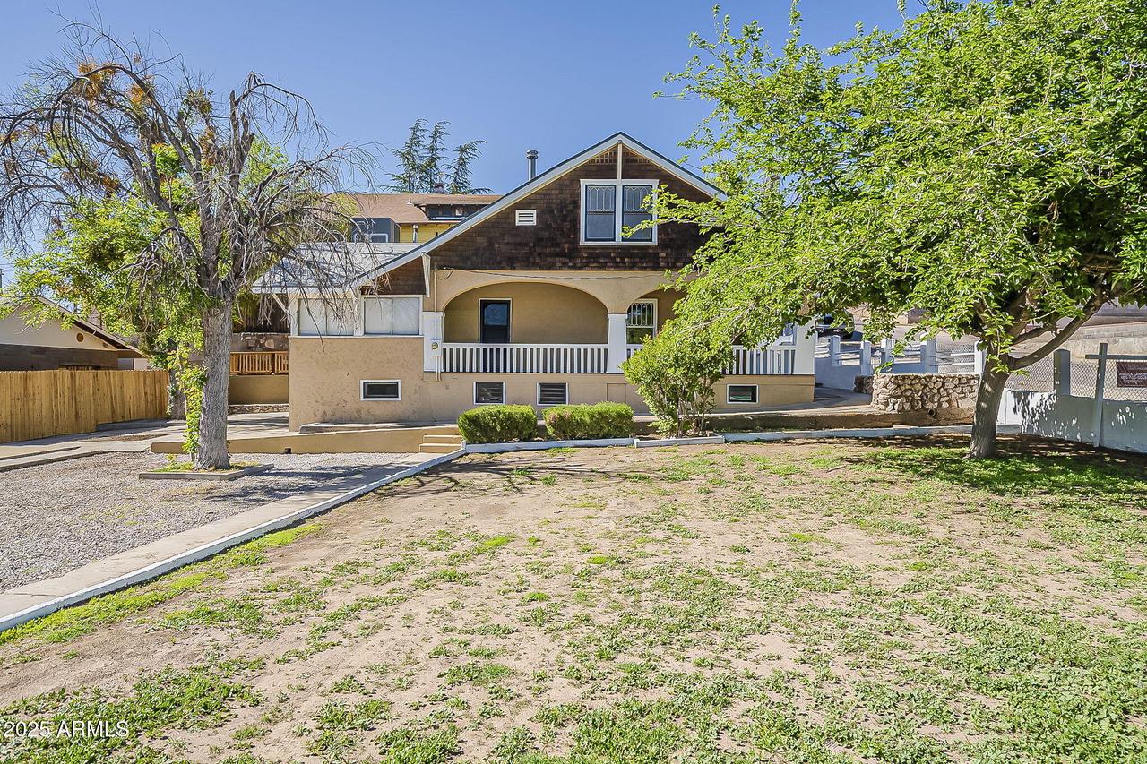 670 S East St., Globe, AZ 85501