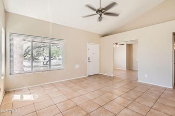 1202 W Wickieup Ln., Phoenix, AZ 85027