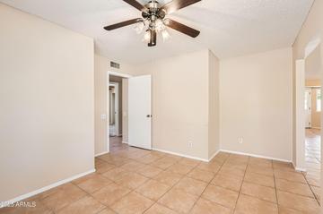 1202 W Wickieup Ln., Phoenix, AZ 85027