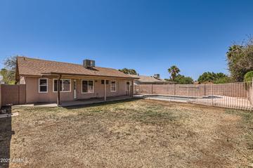 1202 W Wickieup Ln., Phoenix, AZ 85027