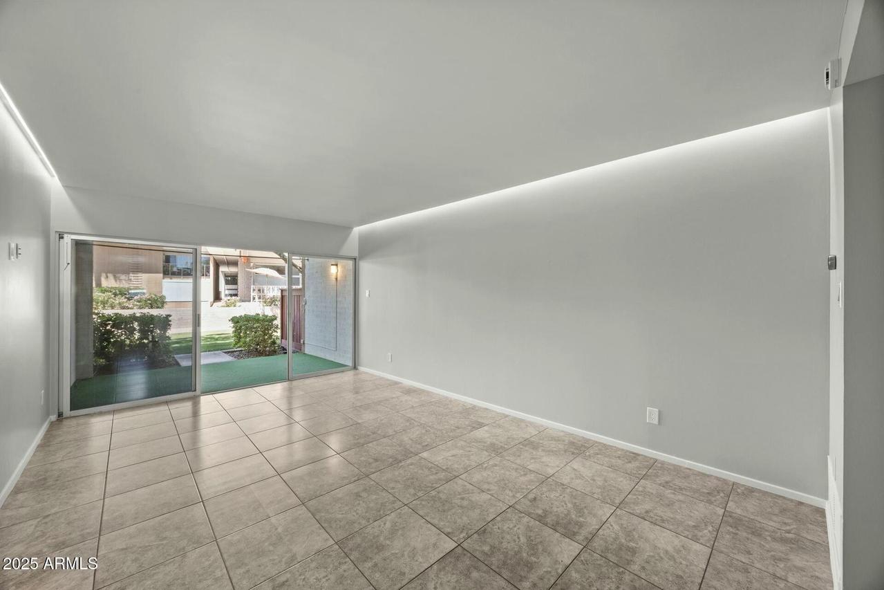 6125 E Indian School Rd. #167, Scottsdale, AZ 85251