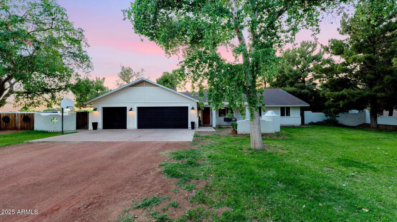 7340 N 183rd Ave., Waddell, AZ 85355