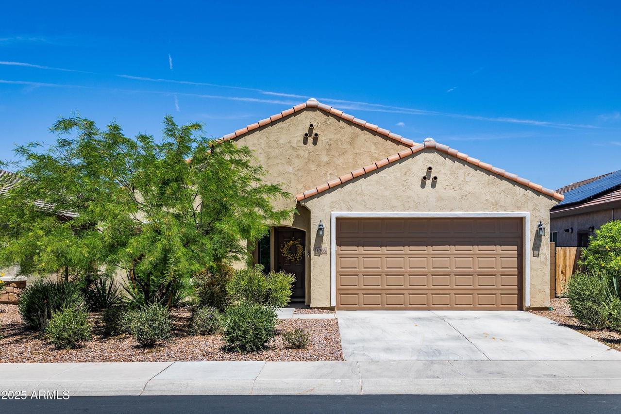 6706 W Sonoma Way, Florence, AZ 85132