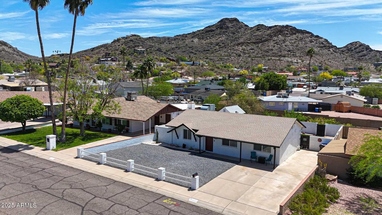 1511 E Carol Ave., Phoenix, AZ 85020