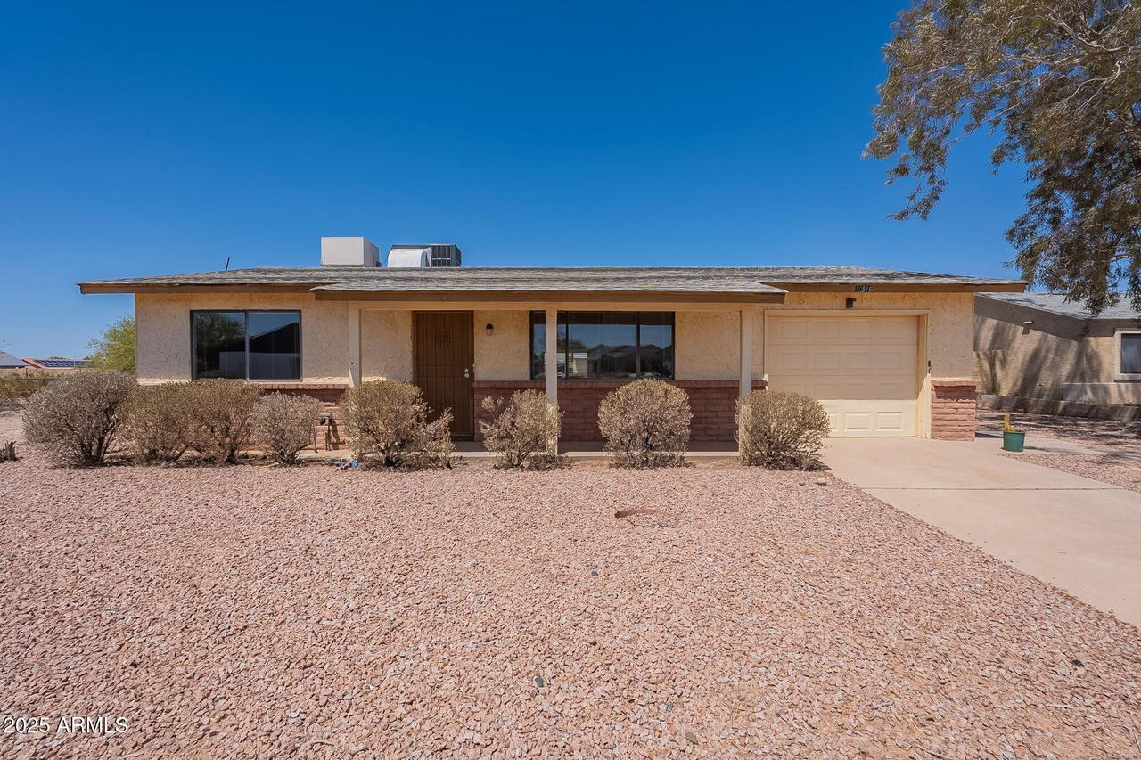 10546 W Catalina Dr., Arizona City, AZ 85123