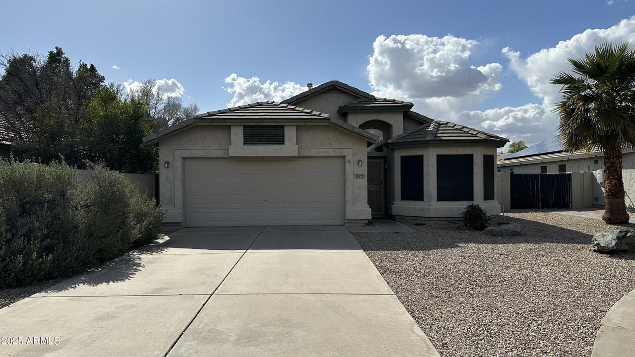19976 N 63rd Dr., Glendale, AZ 85308