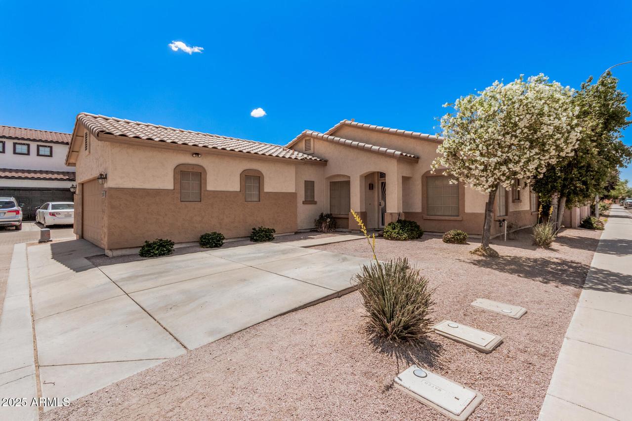 2635 E Riviera Dr., Chandler, AZ 85249
