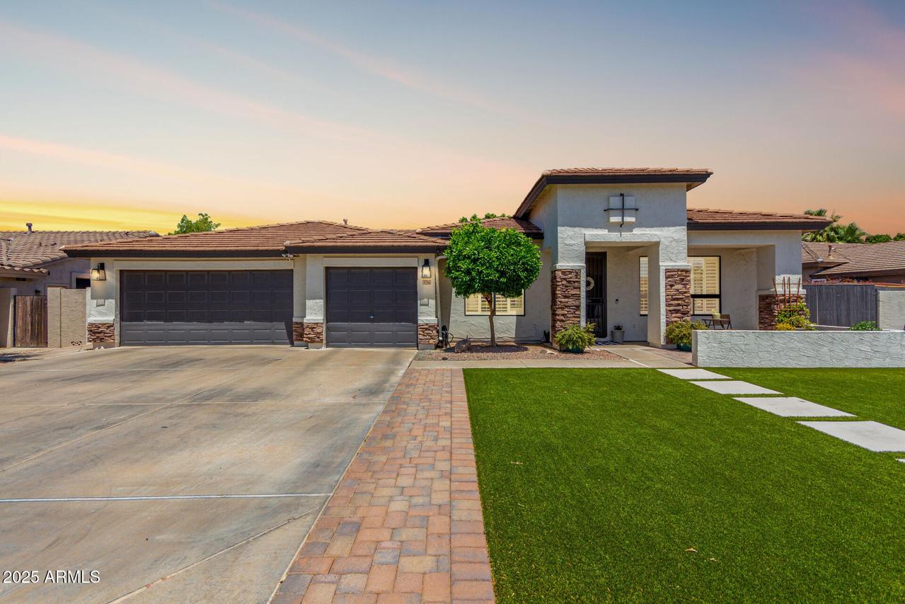 4706 E Des Moines St., Mesa, AZ 85205