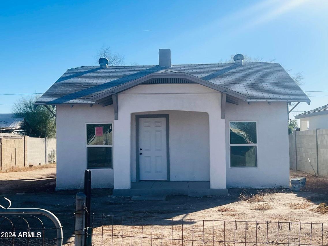 207 E Jackson Ave., Buckeye, AZ 85326