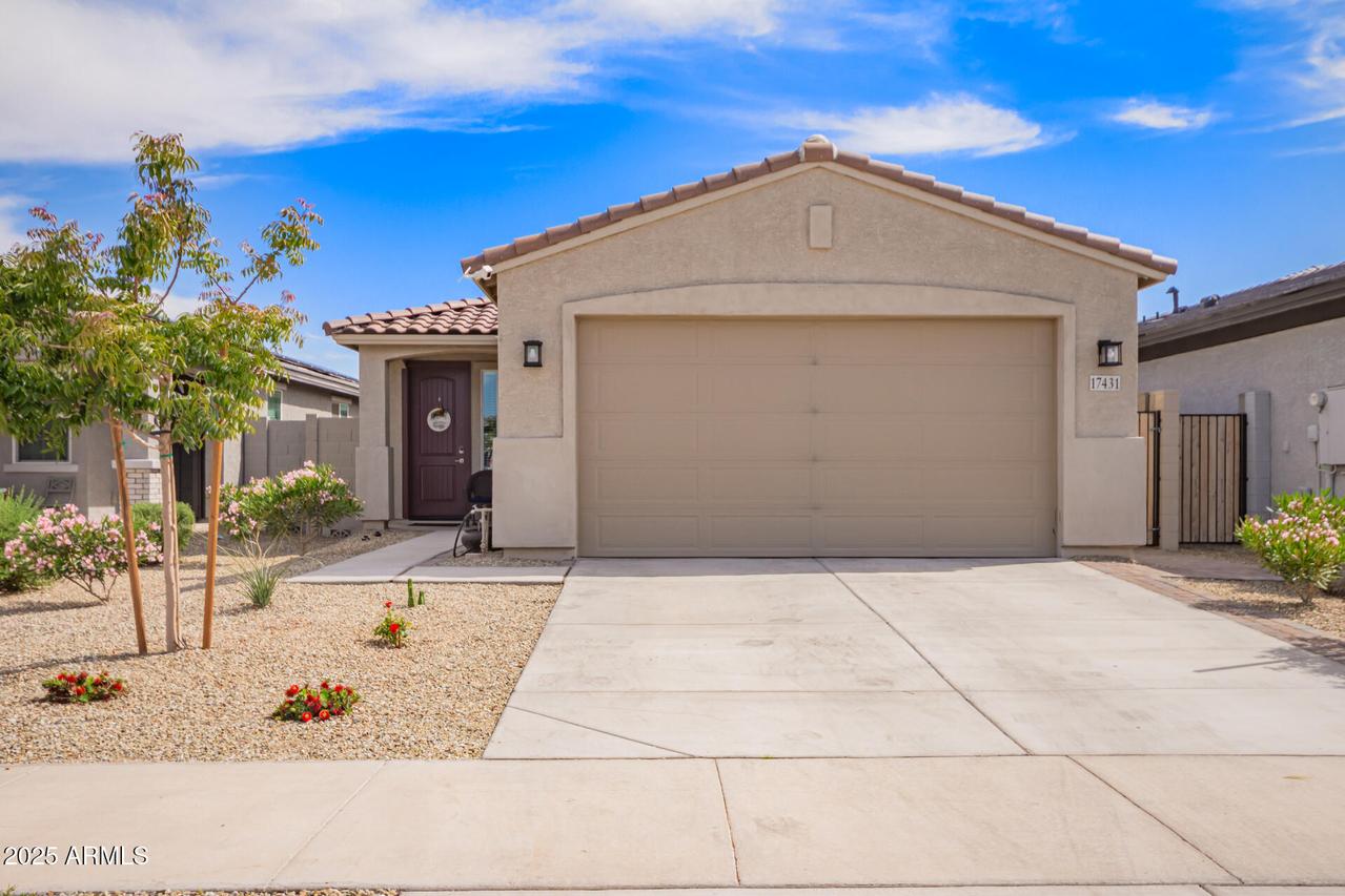 17431 W Via De Luna Dr., Surprise, AZ 85387