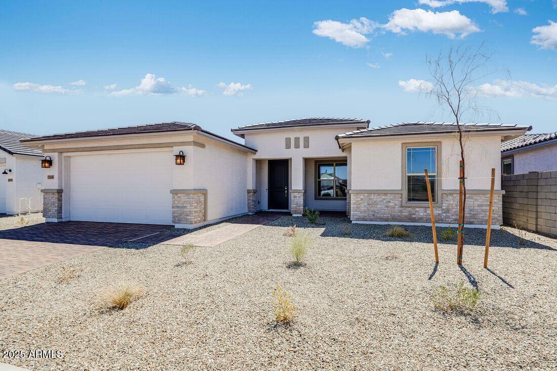 25109 N 171st Ave., Surprise, AZ 85387