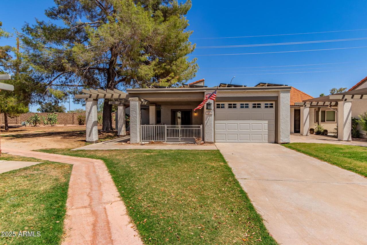 45 Leisure World, Mesa, AZ 85206