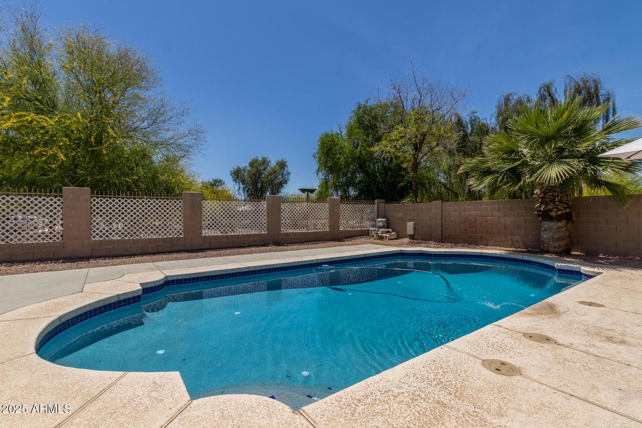 1617 W Pecan Rd., Phoenix, AZ 85041