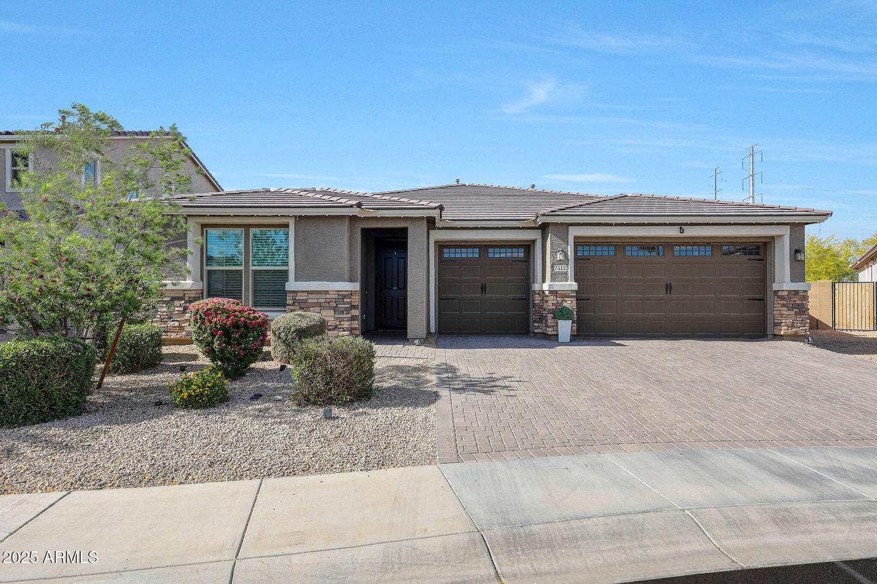 7512 W Warner St., Phoenix, AZ 85043