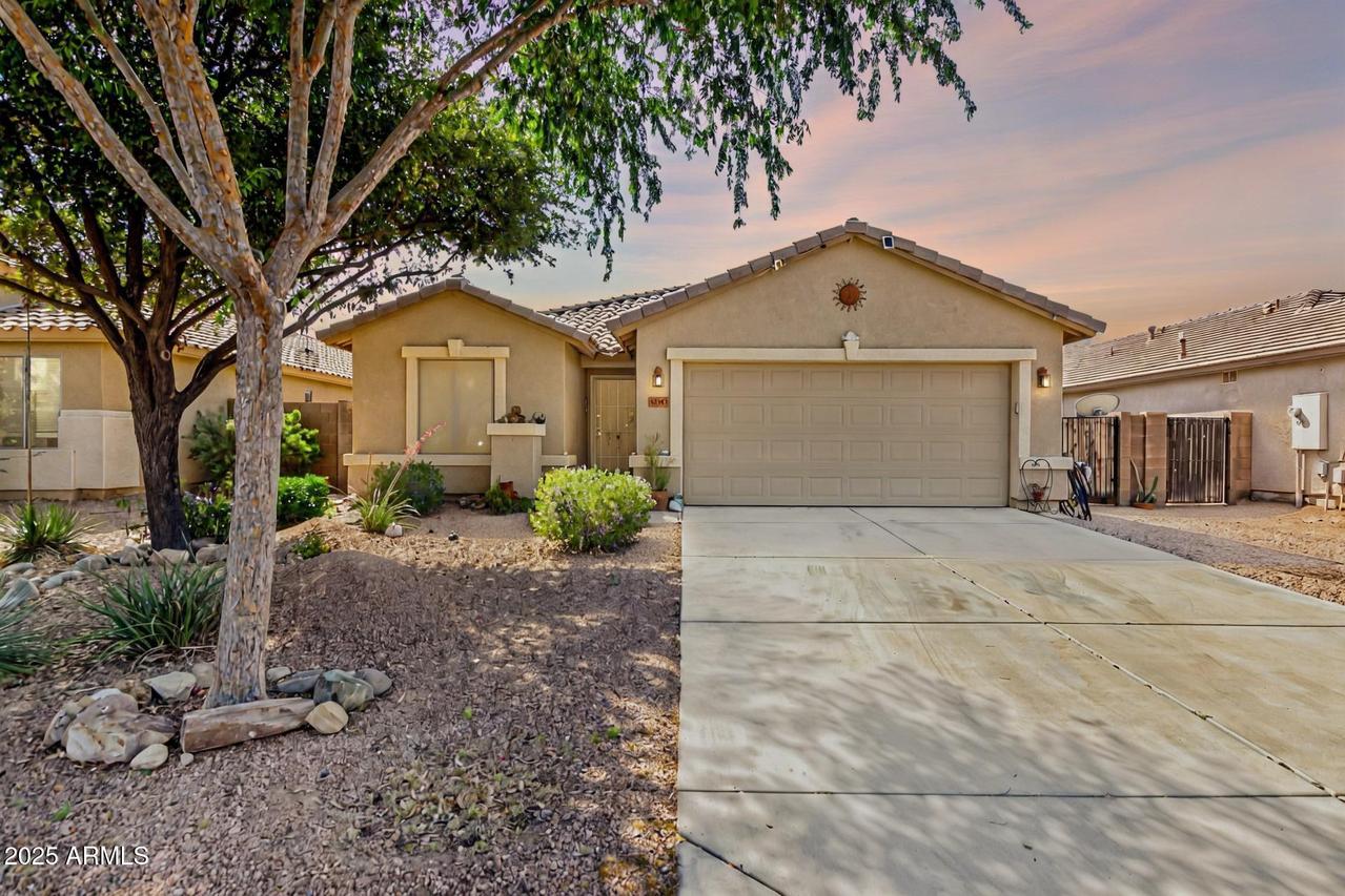 35397 N Shorthorn Tr., San Tan Valley, AZ 85143