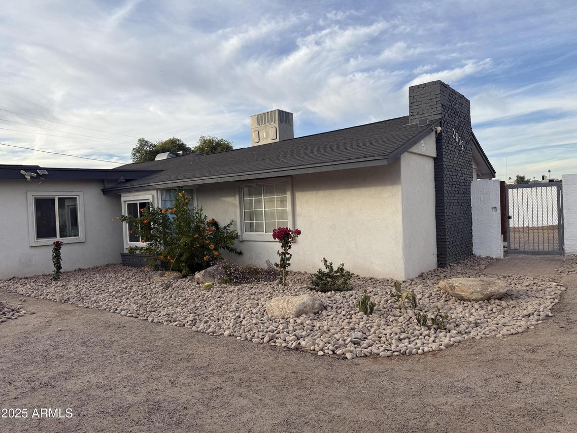 2802 N 36th St., Phoenix, AZ 85008