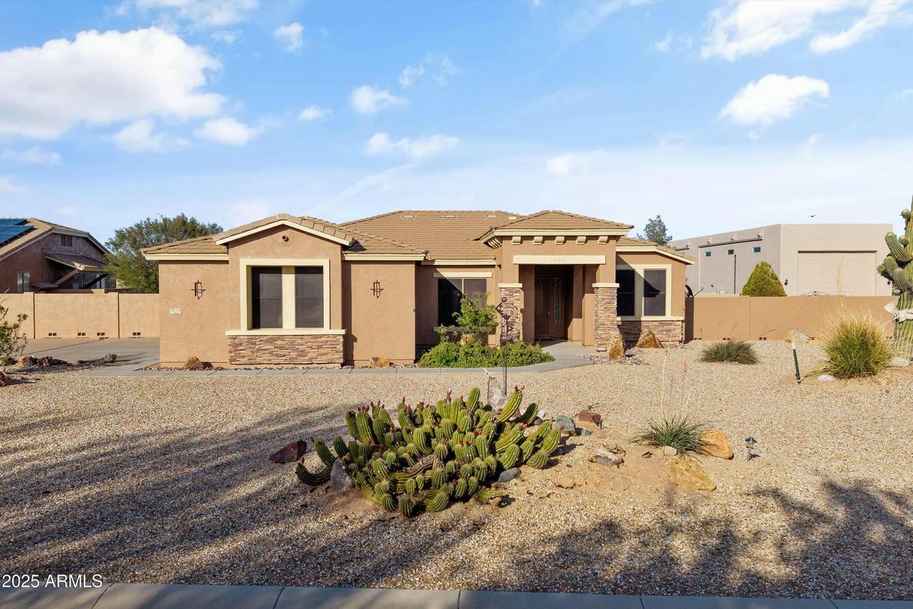 28431 N Rambling Rock Ct., Wittmann, AZ 85361