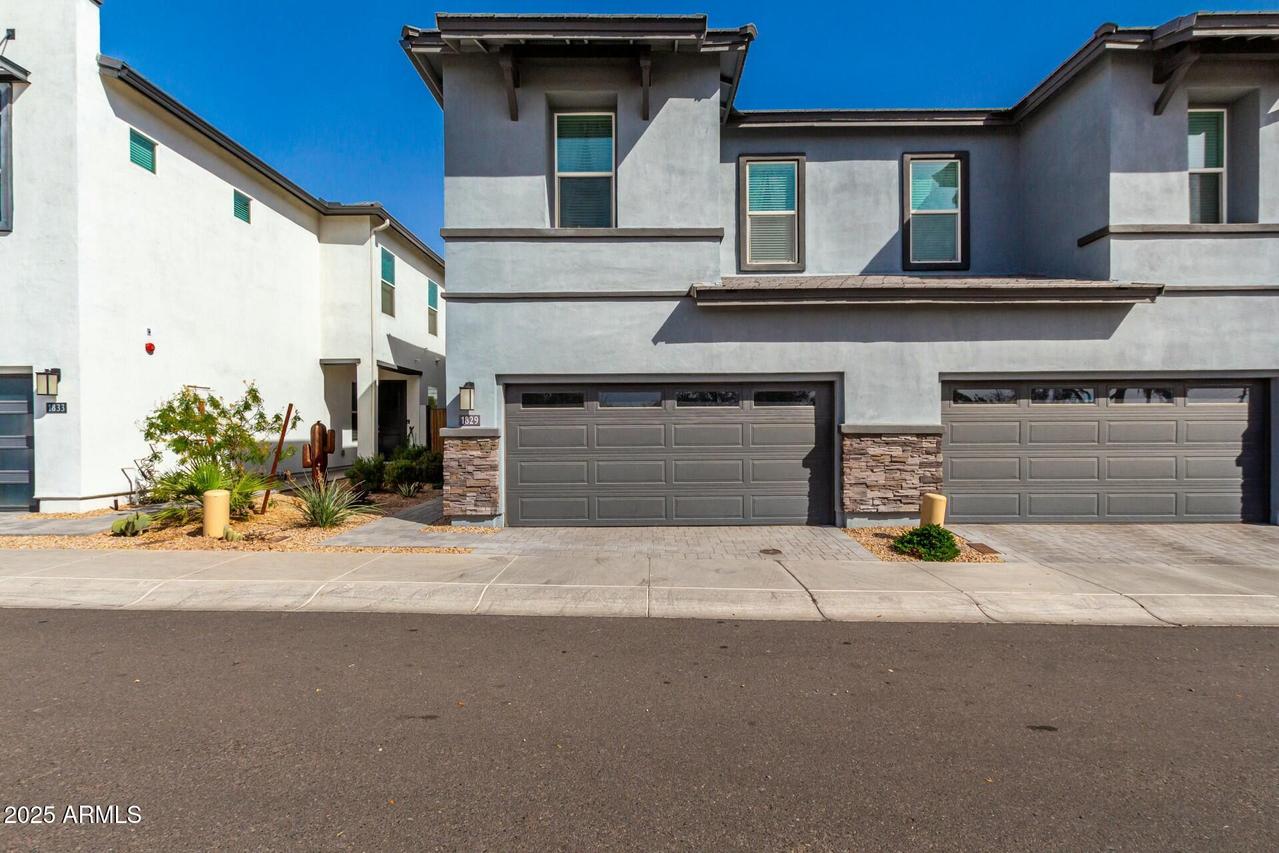 1829 N 43rd Ter., Phoenix, AZ 85008