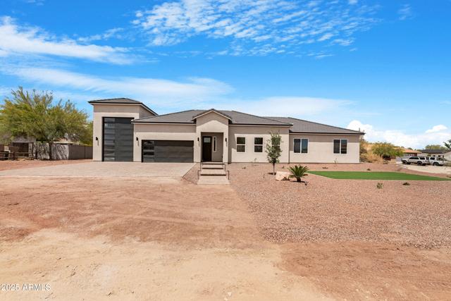 New Homes with Master Bedrooms on the 1st Floor That Attend Verrado Elementary School: April 26th to May 2nd