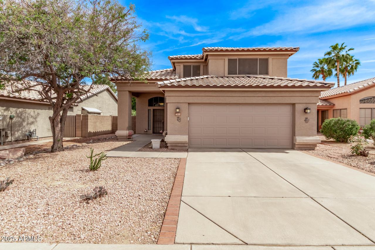 4757 E Goldfinch Gate Ln., Phoenix, AZ 85044