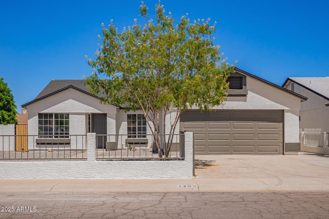1408 E Carson Rd., Phoenix, AZ 85042