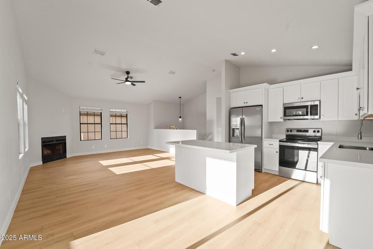 921 S Val Vista Dr. #135, Mesa, AZ 85204
