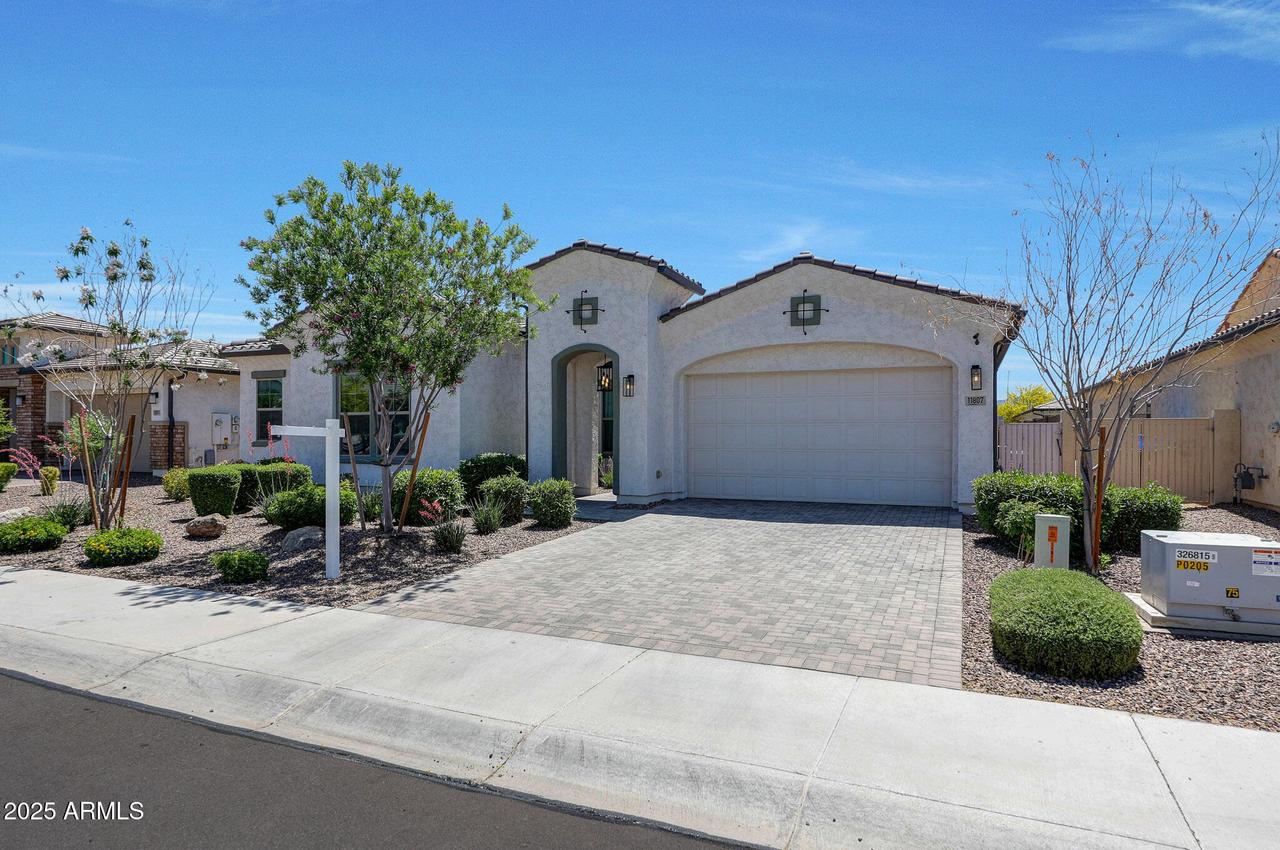 11807 W Parkway Ln., Avondale, AZ 85323