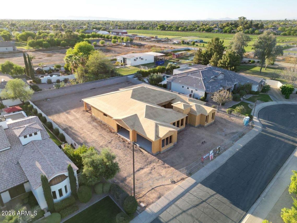 5620 S Gemstone Dr., Chandler, AZ 85249