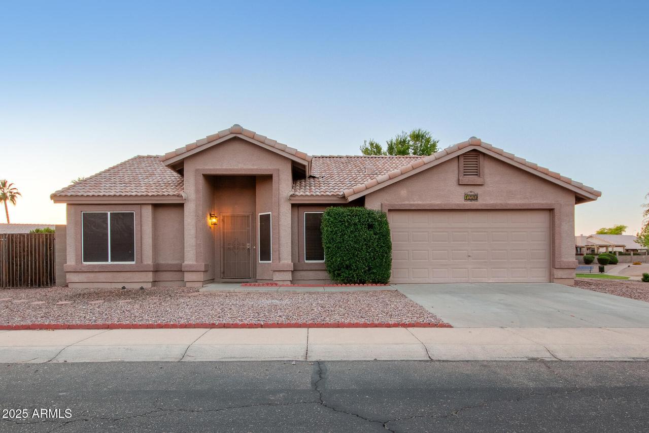 1220 S Wagon Wheel Dr., Chandler, AZ 85286