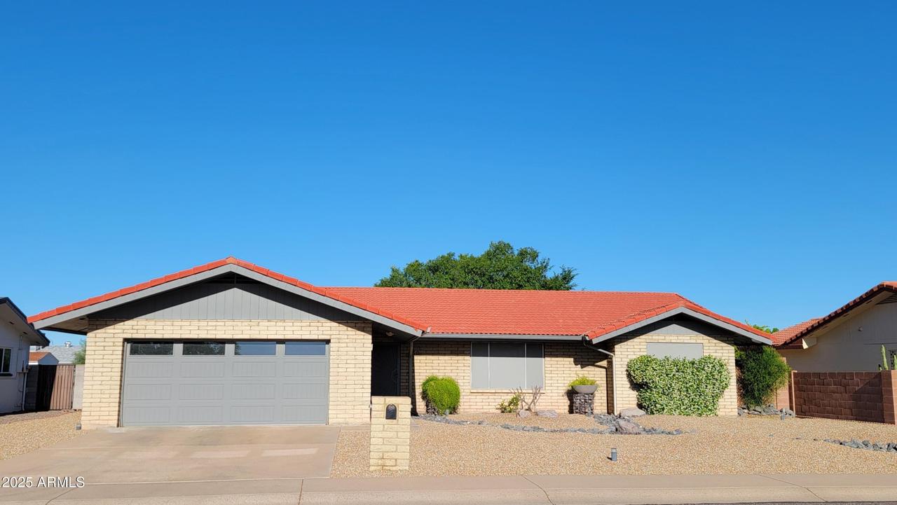 650 N 65th Way, Mesa, AZ 85205