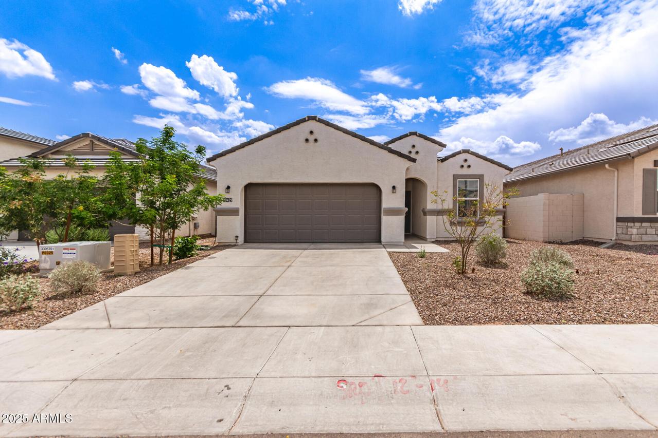 10429 W Tamarisk Ave., Tolleson, AZ 85353