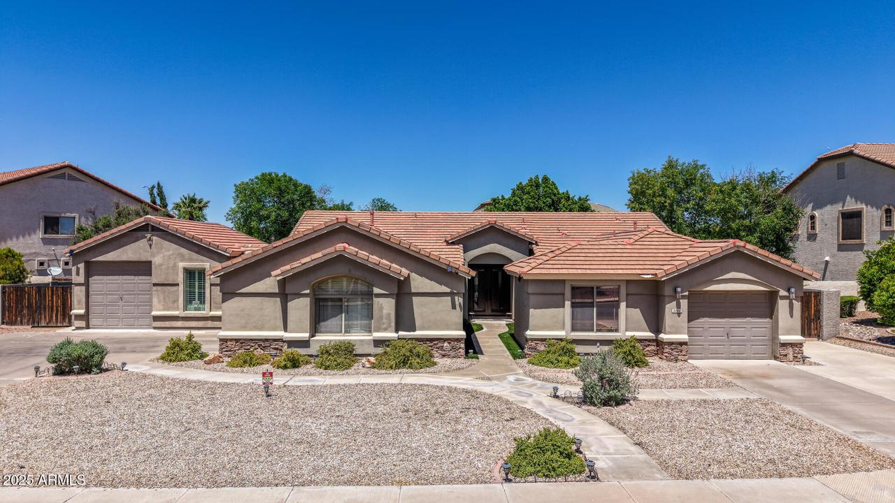 3060 E Hope St., Mesa, AZ 85213