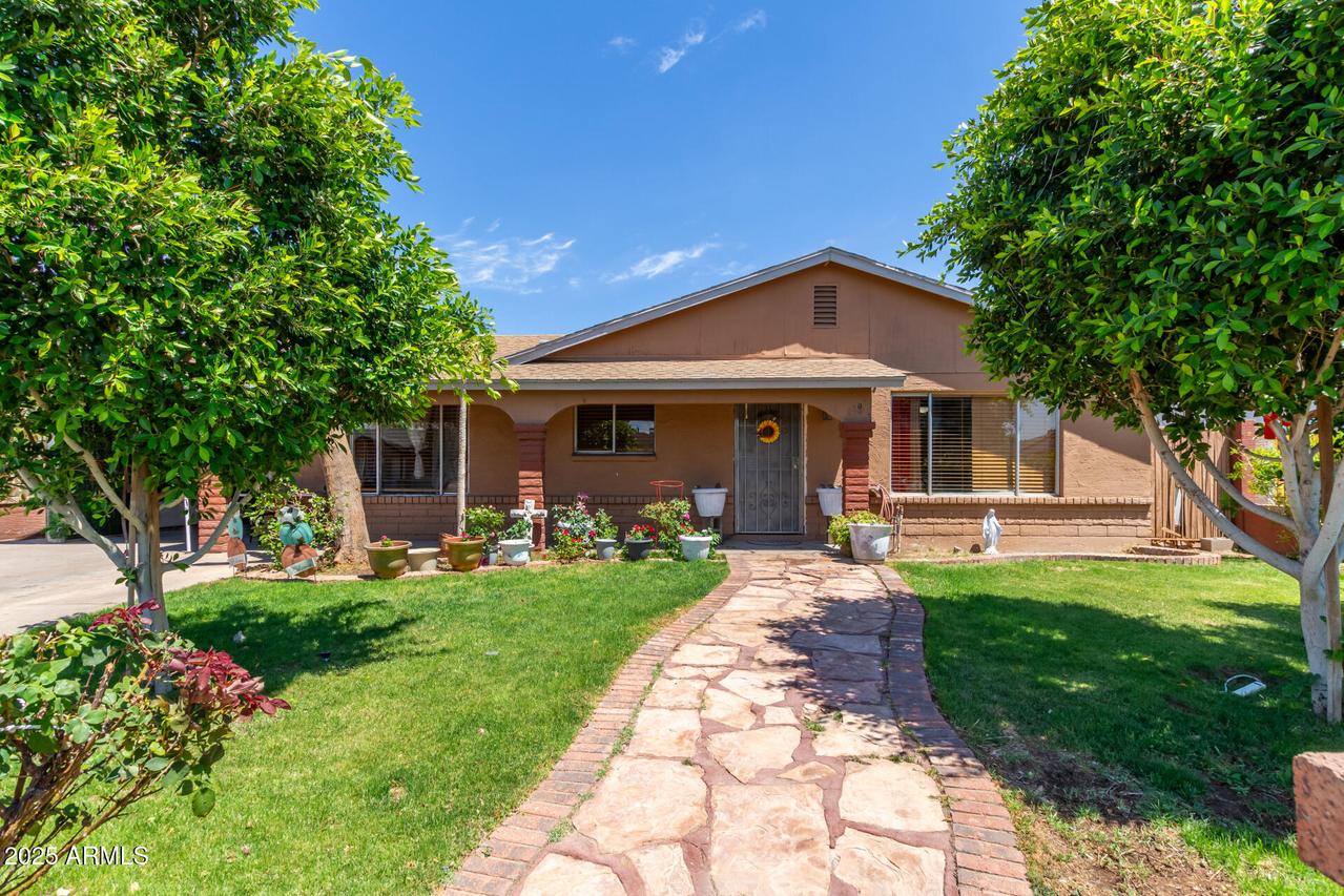 2207 N 53rd Ave., Phoenix, AZ 85035