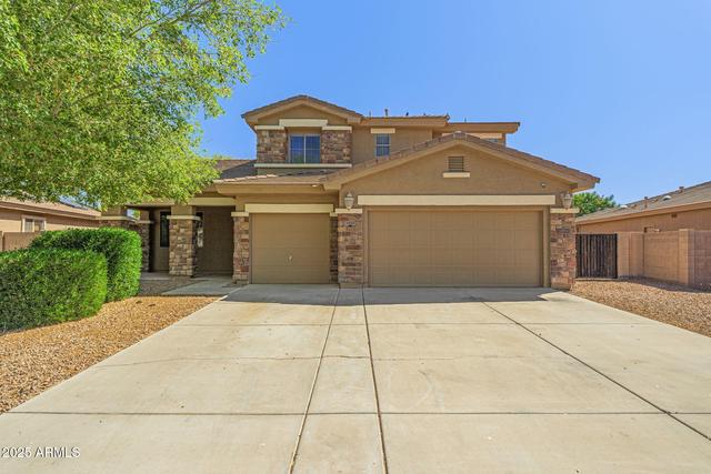 New Homes with Master Bedrooms on the 1st Floor in Casa Grande: April 26th to May 2nd