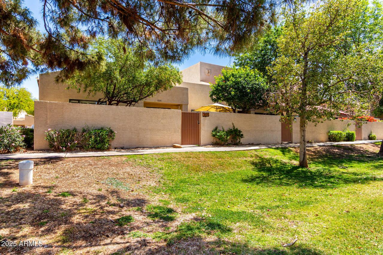 8818 N 47th Ln., Glendale, AZ 85302