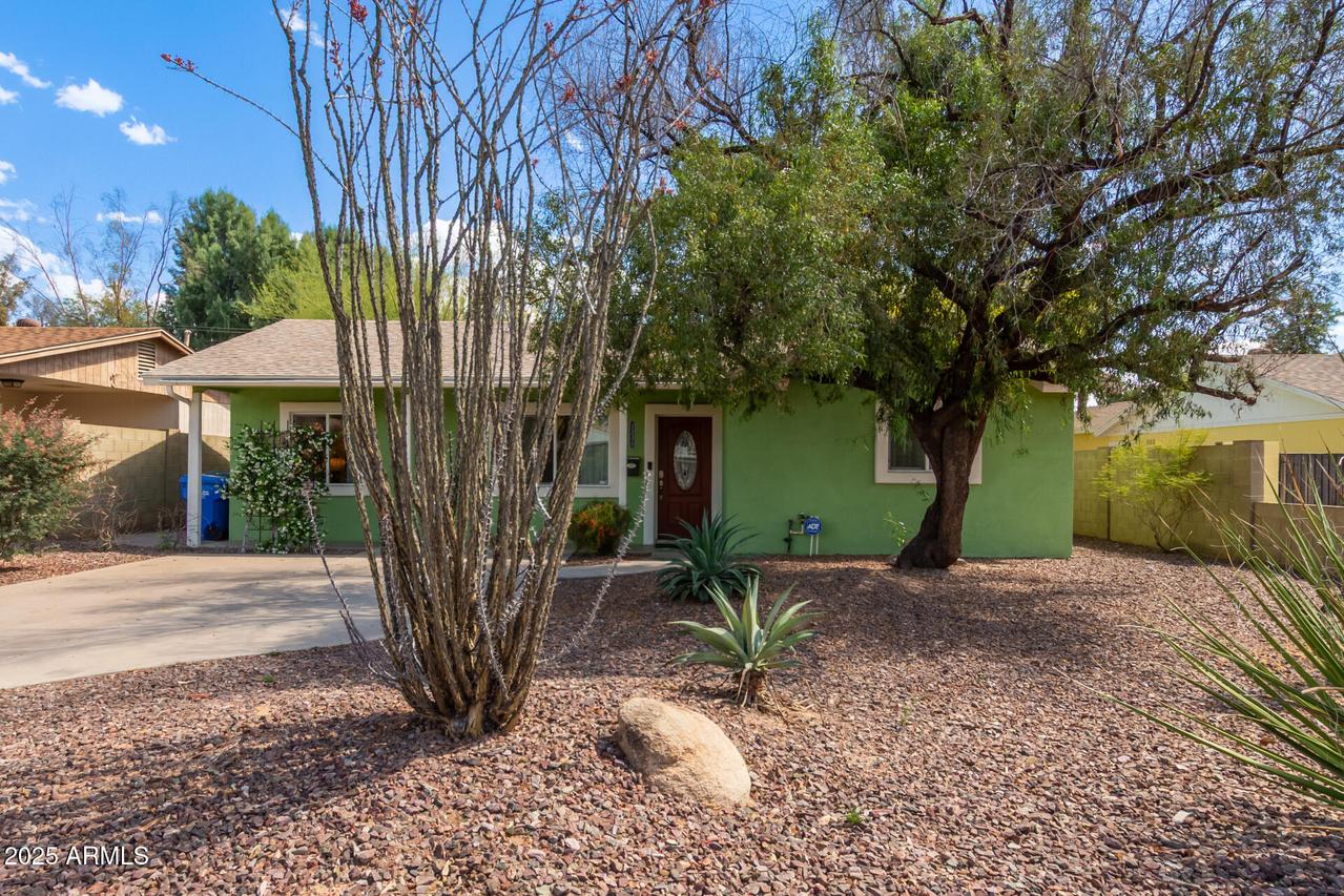 2231 E Weldon Ave., Phoenix, AZ 85016