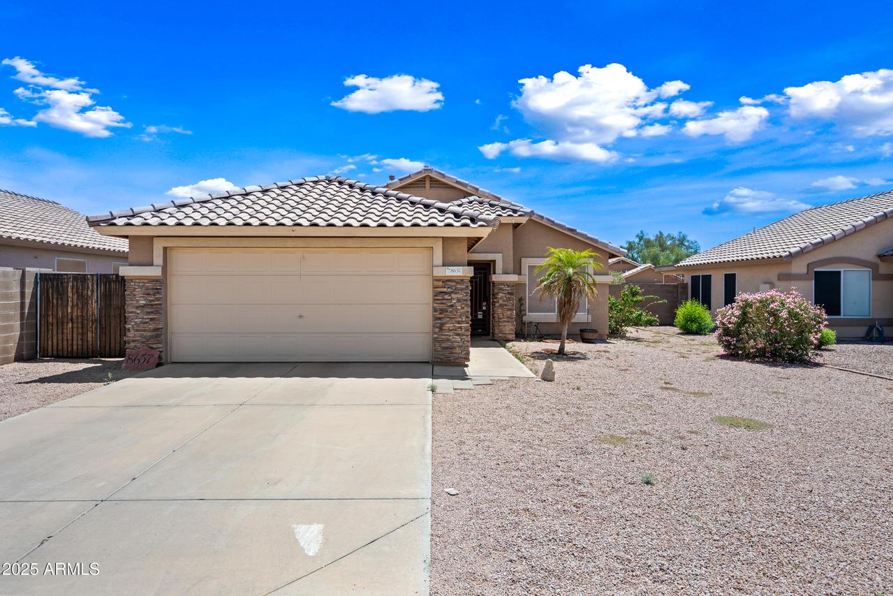 8657 E Capri Ave., Mesa, AZ 85208