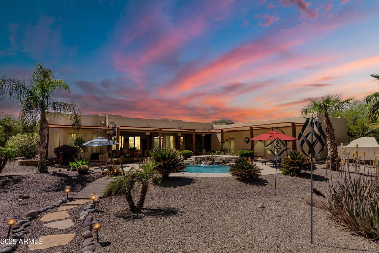 37809 N 9th Pl., Phoenix, AZ 85086