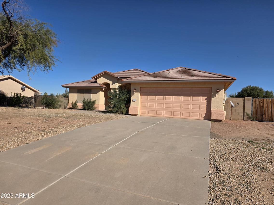 15041 S Brook Hollow Rd., Arizona City, AZ 85123