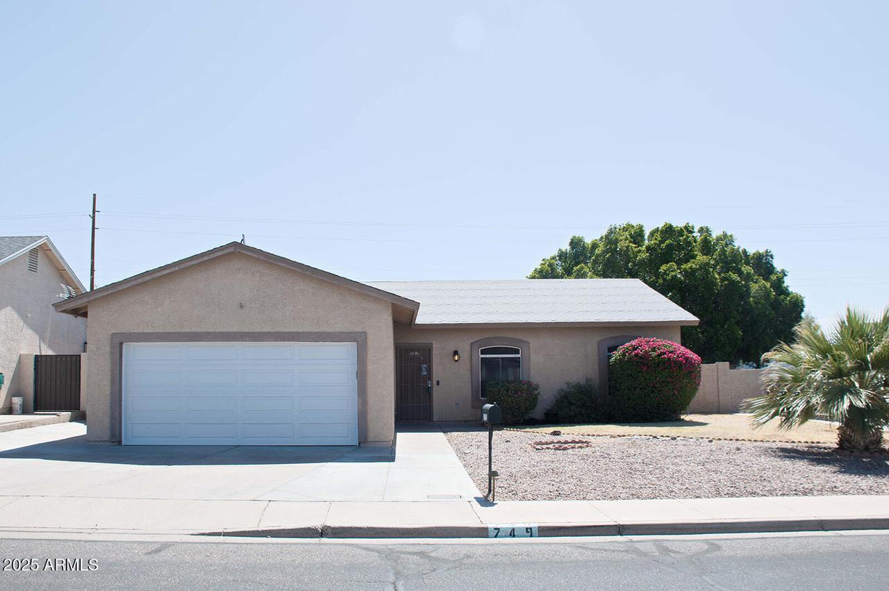 749 N 99th St., Mesa, AZ 85207