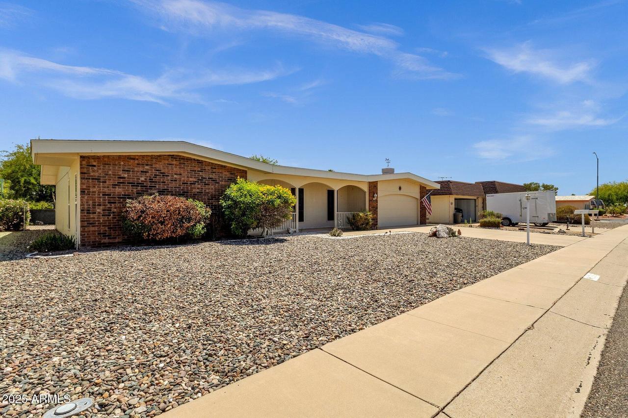 10645 W Sequoia Dr., Sun City, AZ 85373