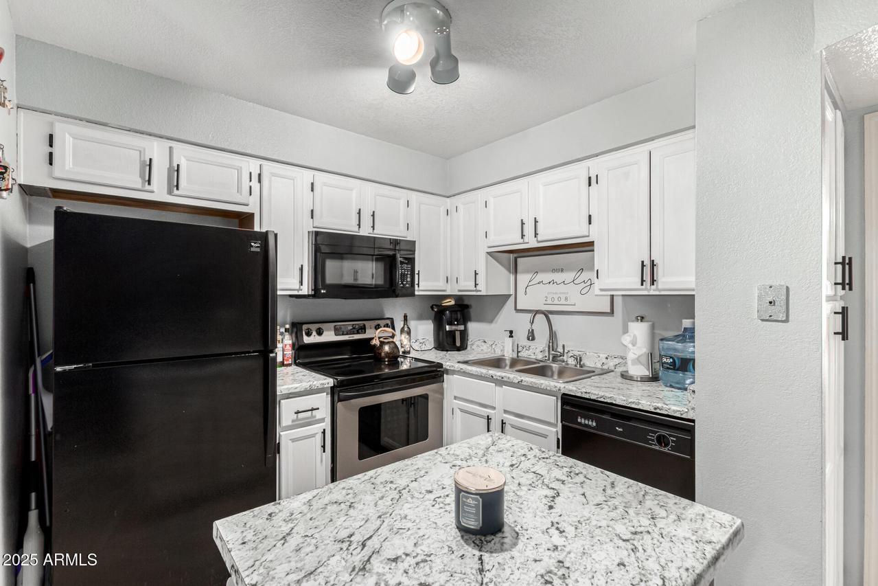 19820 N 13th Ave. #255, Phoenix, AZ 85027