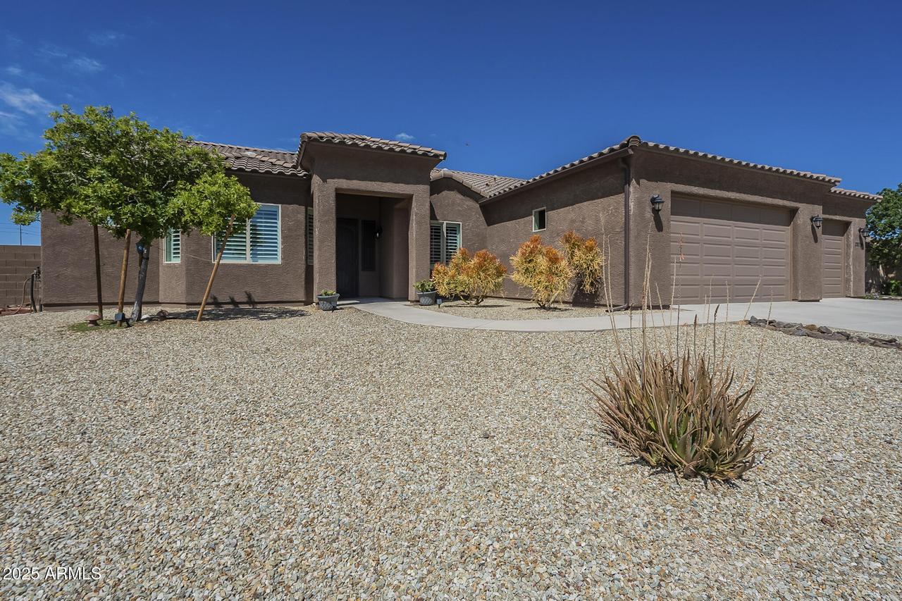 28224 N Bush St., Wittmann, AZ 85361