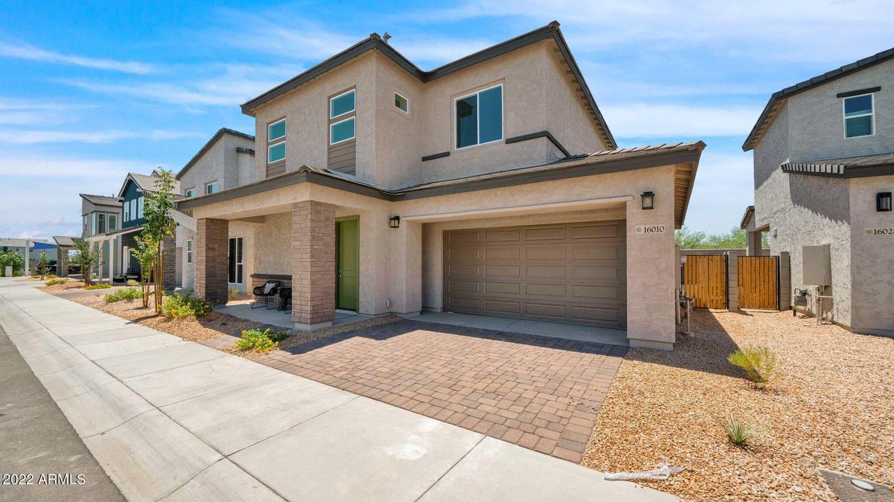 16010 N 74th Ln., Peoria, AZ 85382