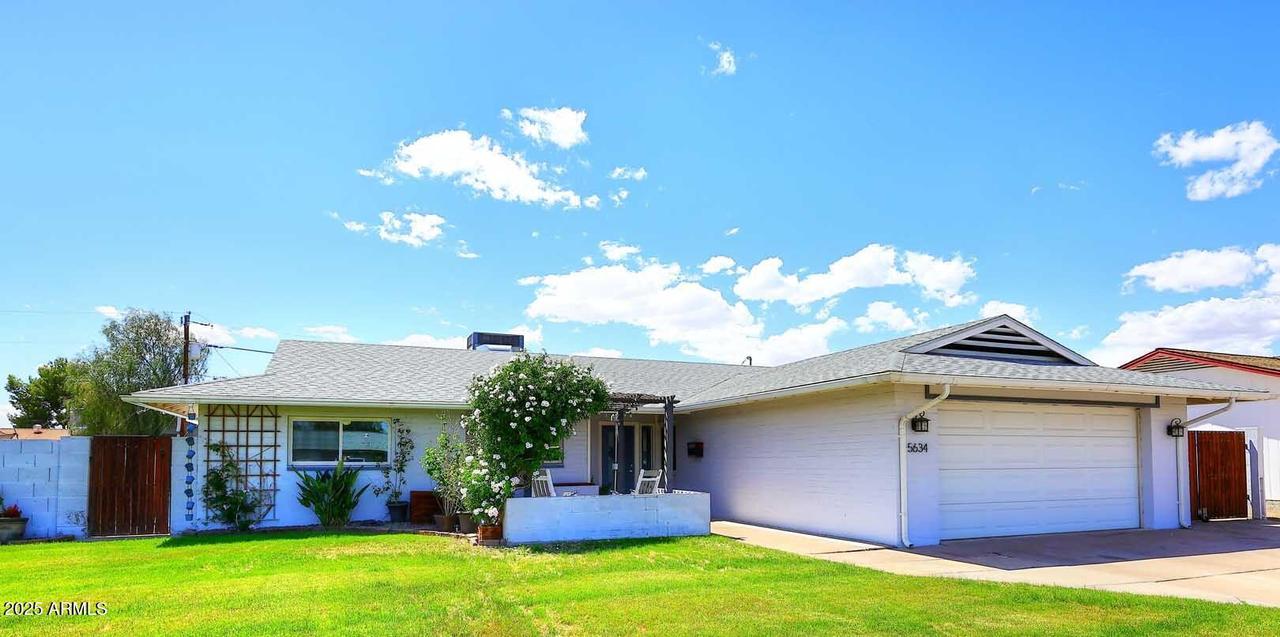 5634 N 39th Ave., Phoenix, AZ 85019