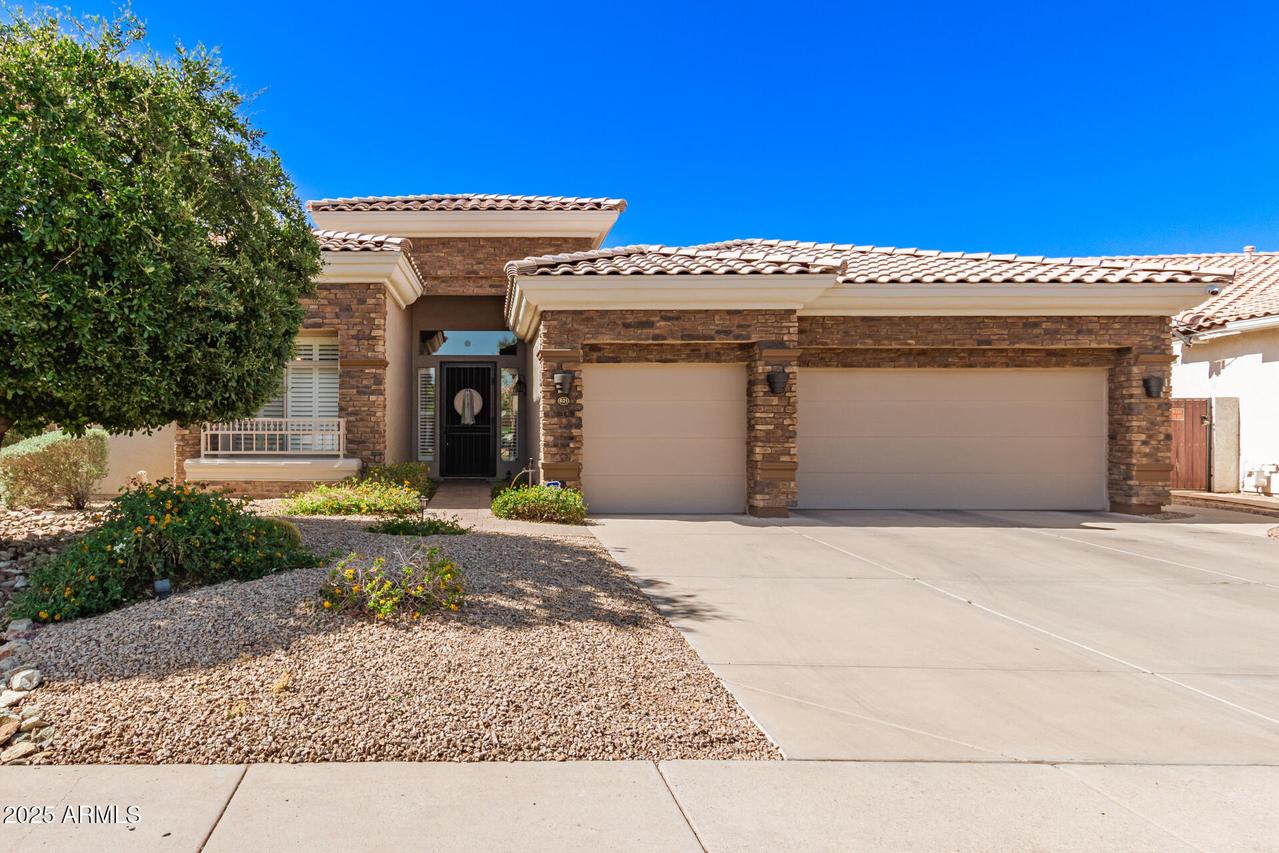 621 W Desert Ave., Gilbert, AZ 85233
