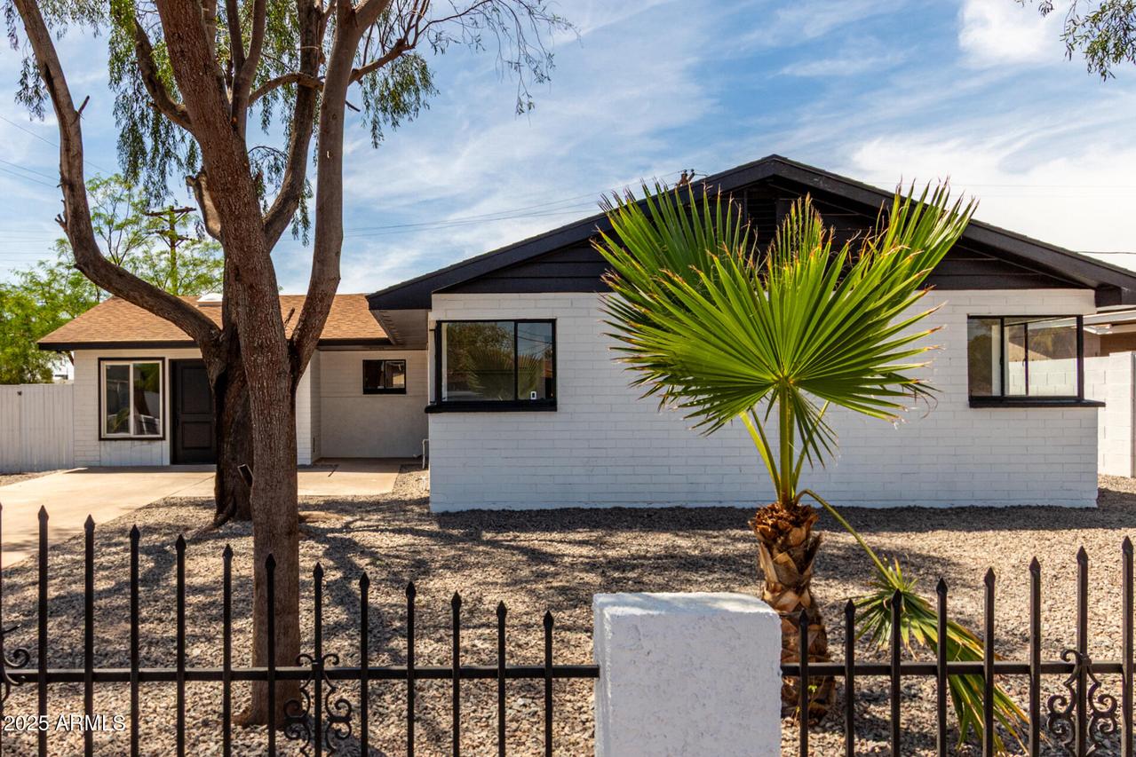 3802 N 48th Dr., Phoenix, AZ 85031