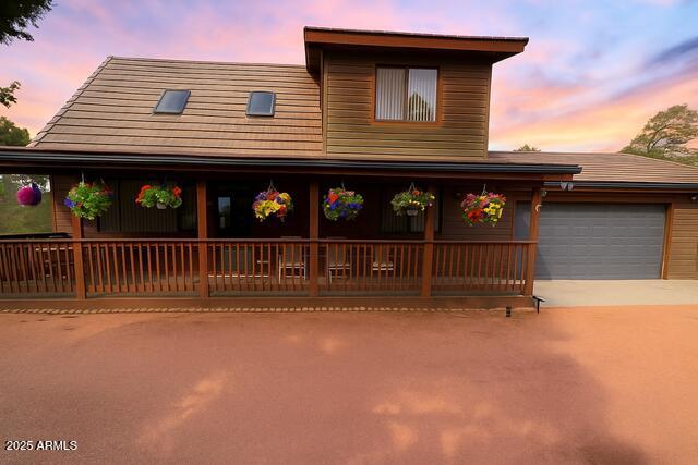 2806 Skyhawk Dr., Overgaard, AZ 85933