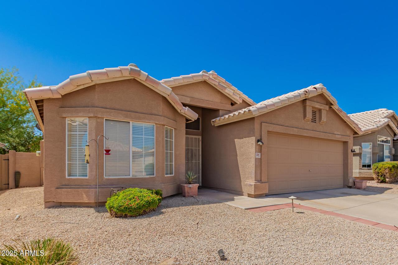 2247 E Ross Ave., Phoenix, AZ 85024
